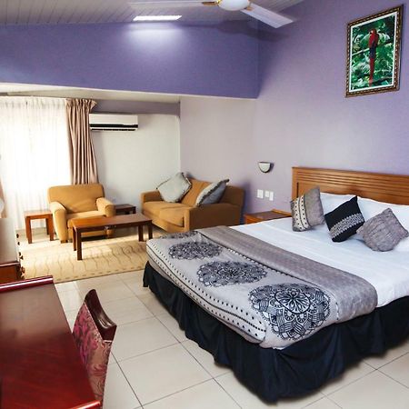Crismon Hotel Тема Екстериор снимка