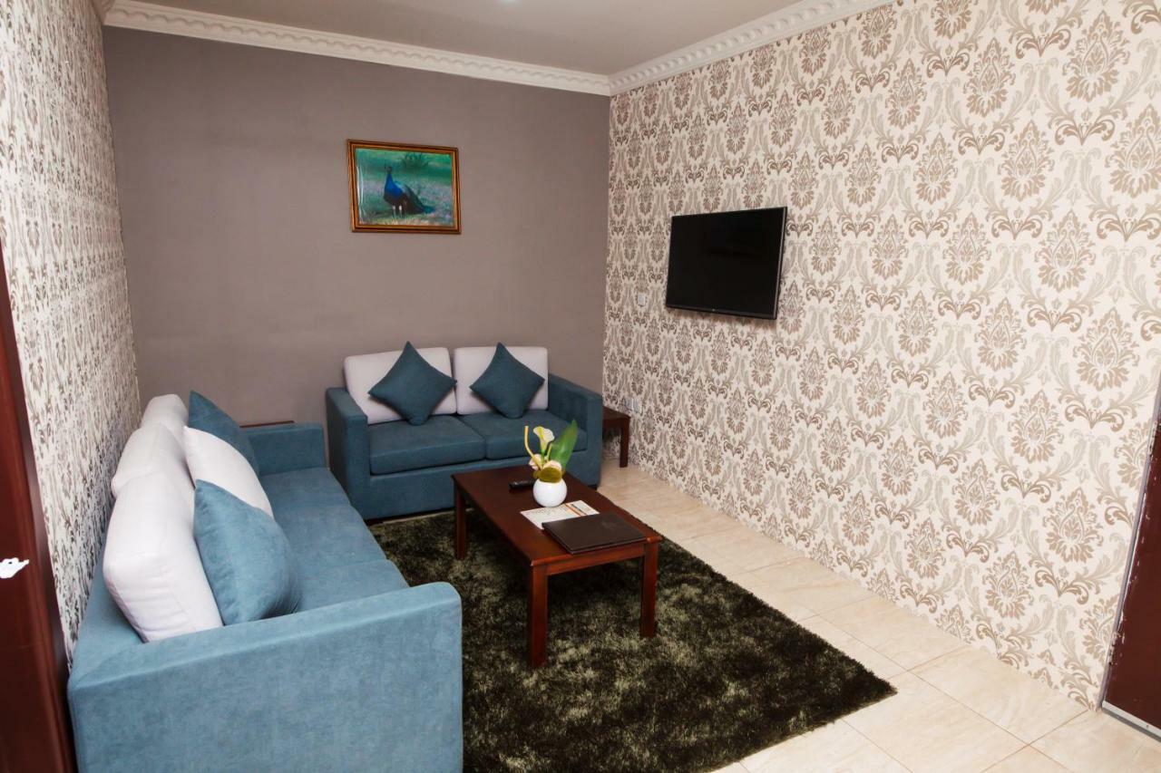 Crismon Hotel Тема Екстериор снимка